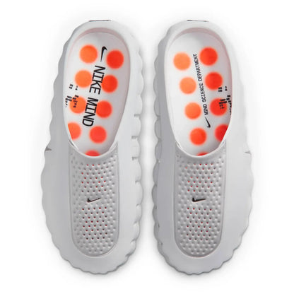 Nike Mind 001